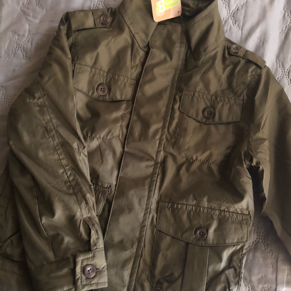 Little boy’s jacket. LIGHT WEIGHT